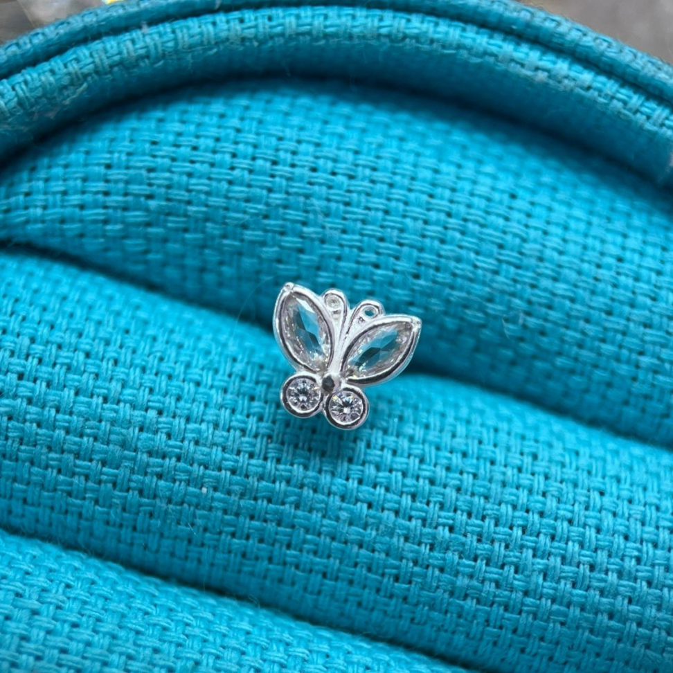 Piercing Labret Borboleta com Zircônias Embutidas