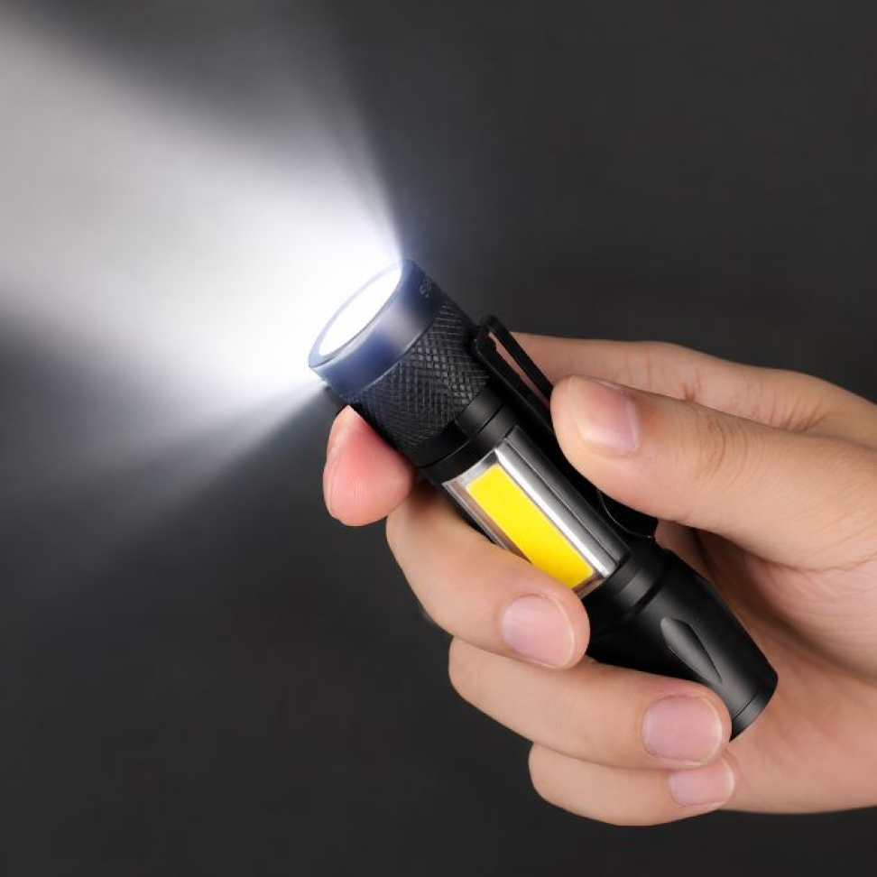 Lanterna Mini LED Recarregável USB