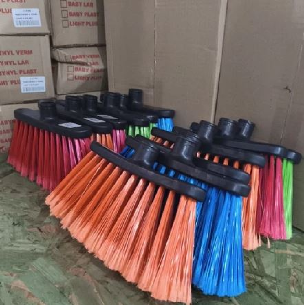 Vassoura Fada com Cabo (Cores)