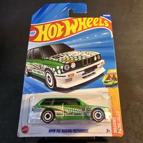 BMW M3 Wagon - Green - 2025
