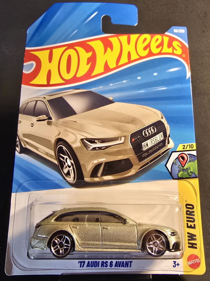 '17 Audi RS 6 Avant - Metalflake Champagne - 2026