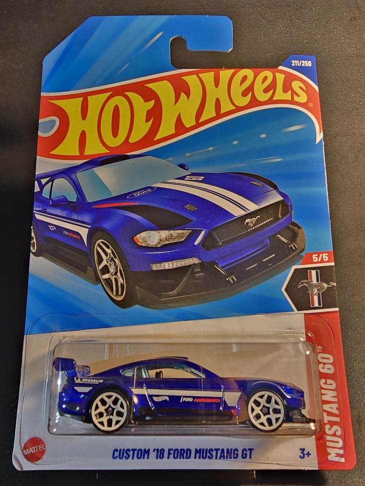 Custom '18 Ford Mustang GT - Blue - 2025