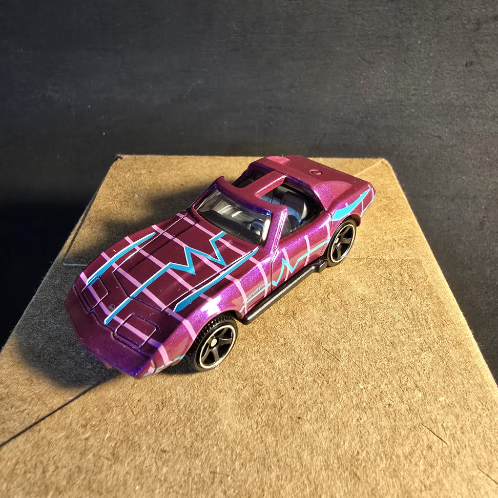 Corvette T-Roof - Metalflake Purple - 2025