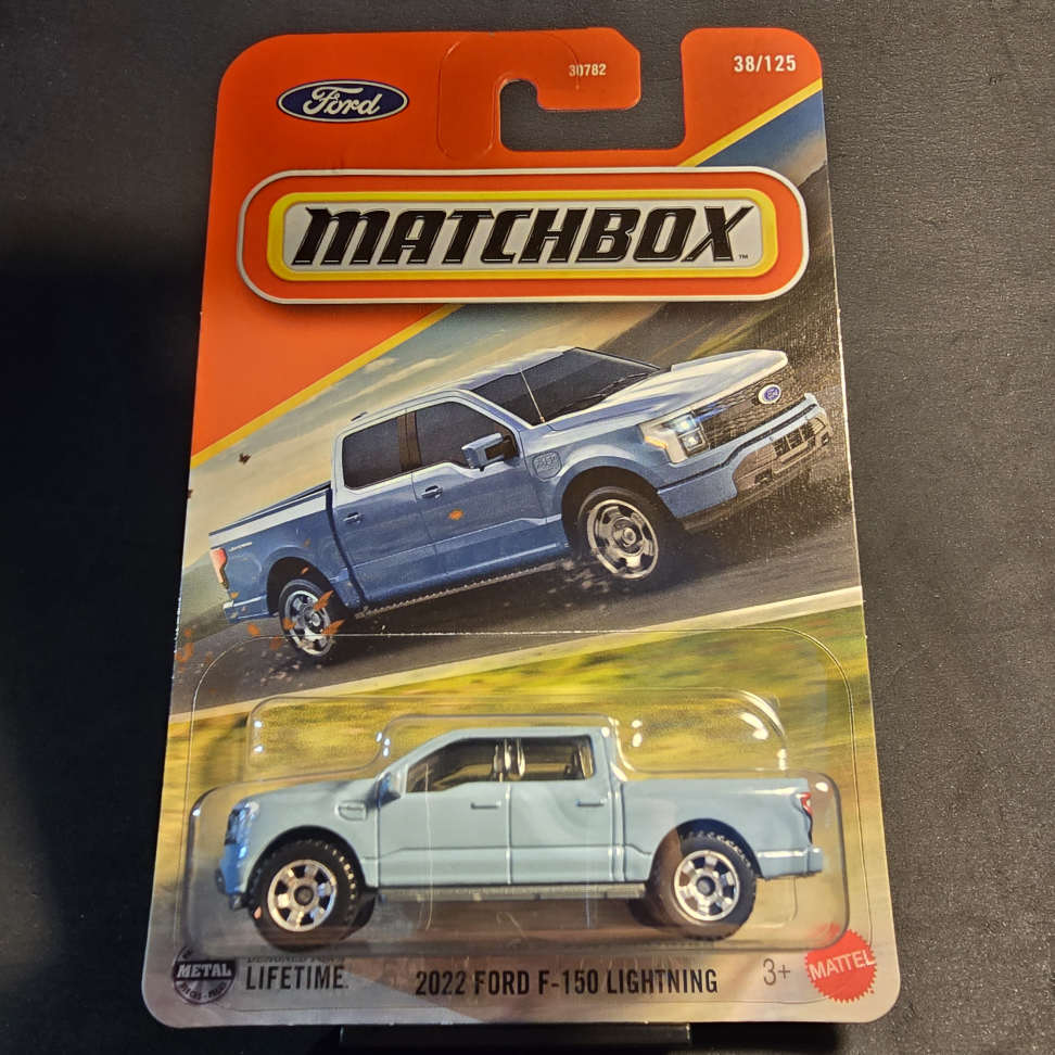 2022 Ford F-150 Lightning - Britanny Blue - 2025