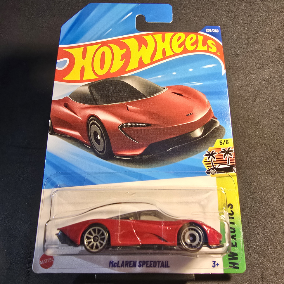 McLaren Speedtail - Volcano Red - 2025