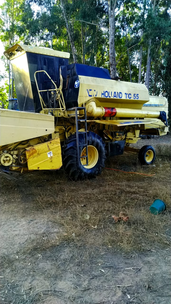 COLHEDEIRA NEW HOLAND TC 55