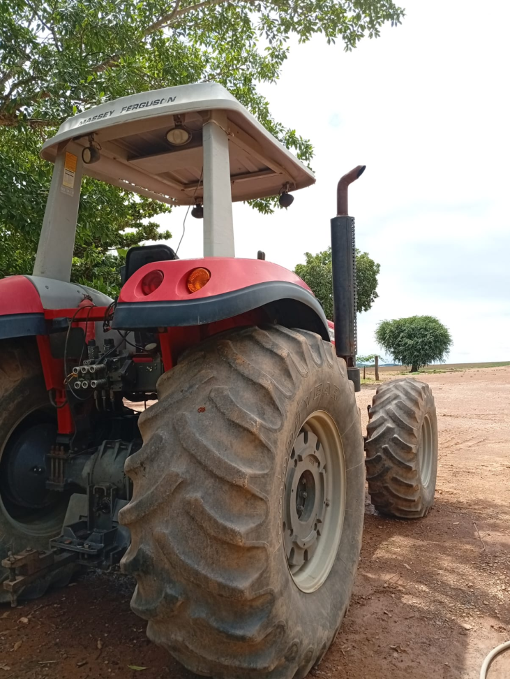 TRATOR MASSEY FERGUSON 7140 - #3