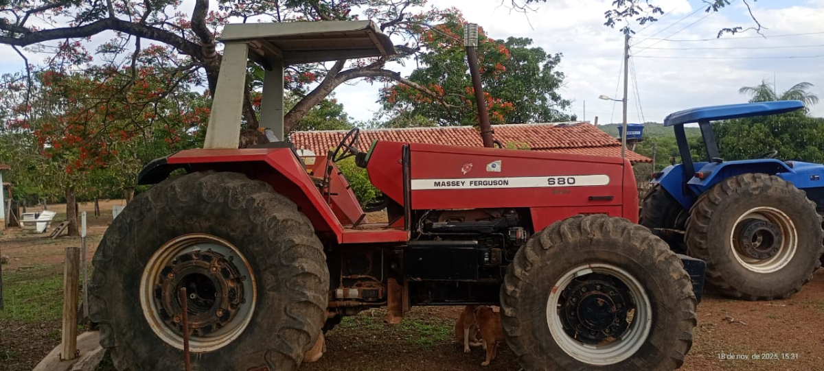 Trator Massey Ferguson 680