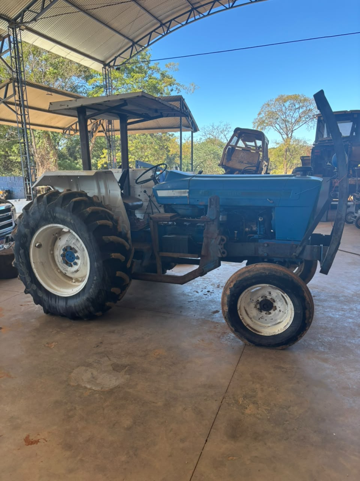 Trator Ford 6600