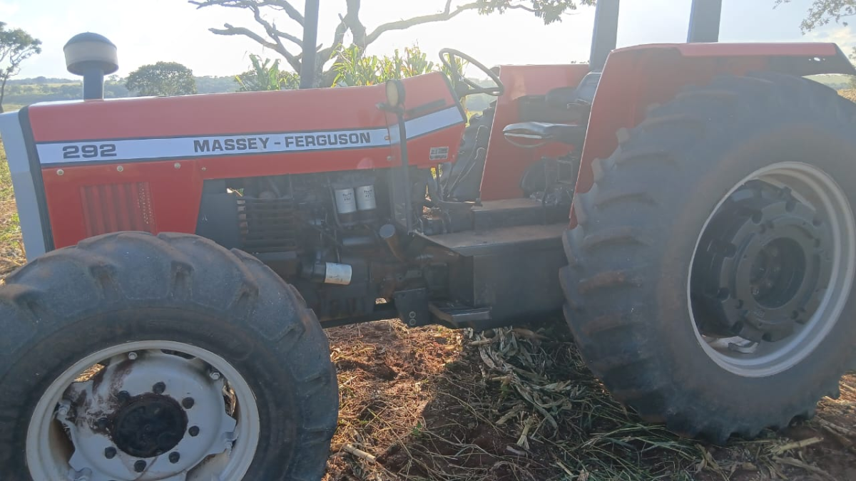 Trator Massey Ferguson 292