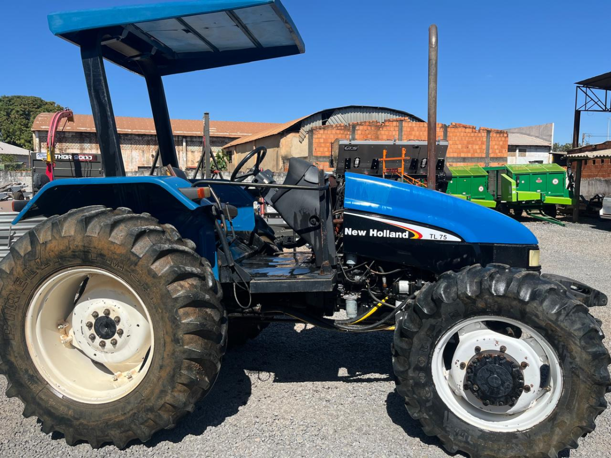 Trator New Holland TL 75 - #3