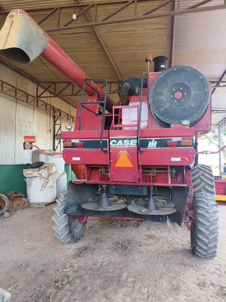 Colhedeira Case 2388