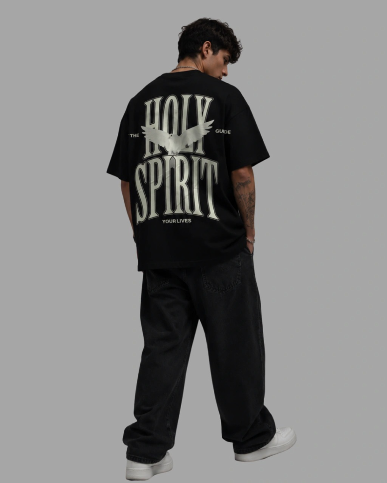 CAMISETA OVERSIZED ''HOLY SPIRIT''