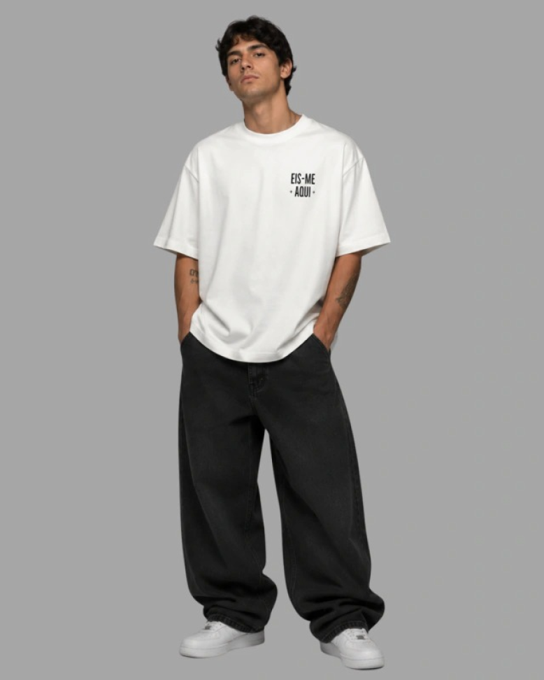 CAMISETA OVERSIZED ''EIS-ME AQUI''