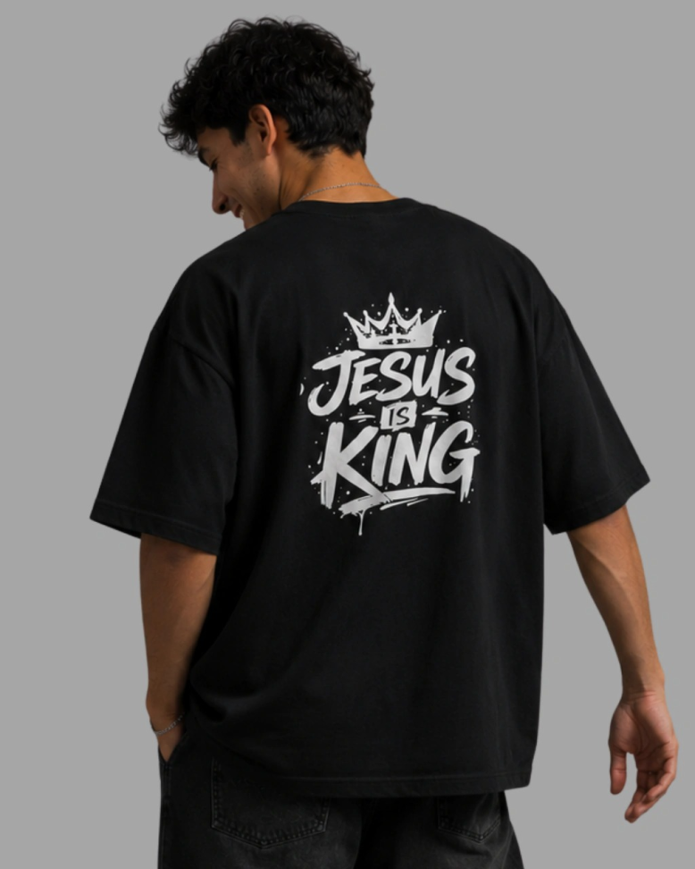 CAMISETA OVERSIZED ''JESUS IS KING'' - #15