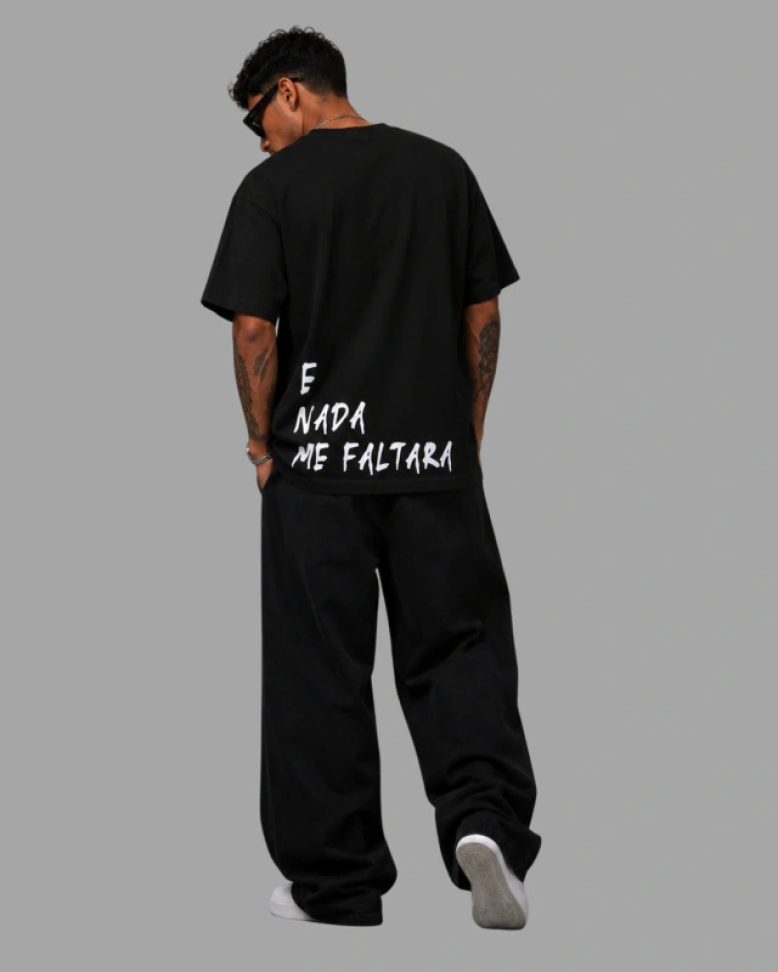 CAMISETA OVERSIZED ''NADA ME FALTARÁ ''