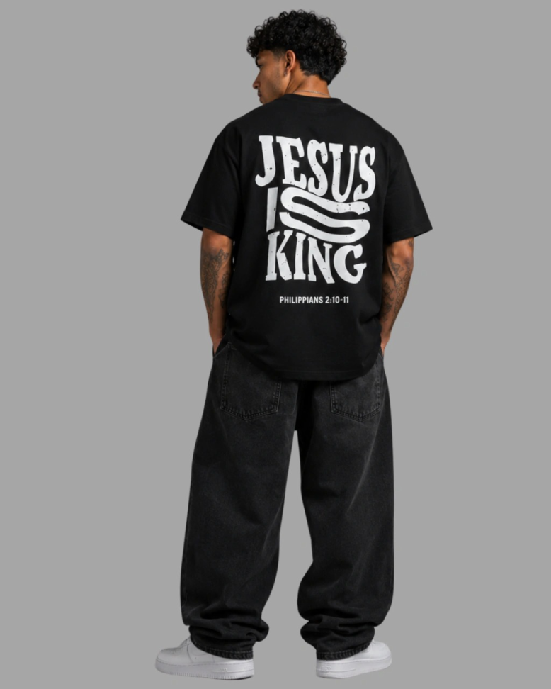 CAMISETA OVERSIZED ''JESUS IS KING'' - #13