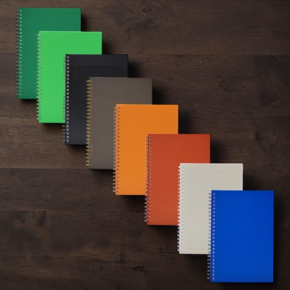 Caderno A5 Plástico