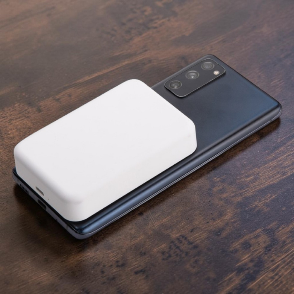 Power Bank 10.000mAh com Carregamento via Indução
