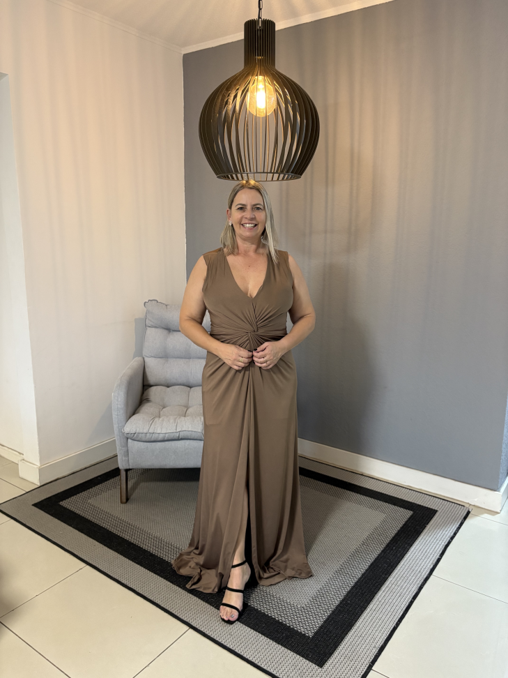 Vestido tradicional regata Marrom