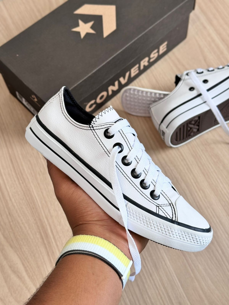 ALL STAR BRANCO LINHA VERMELHA