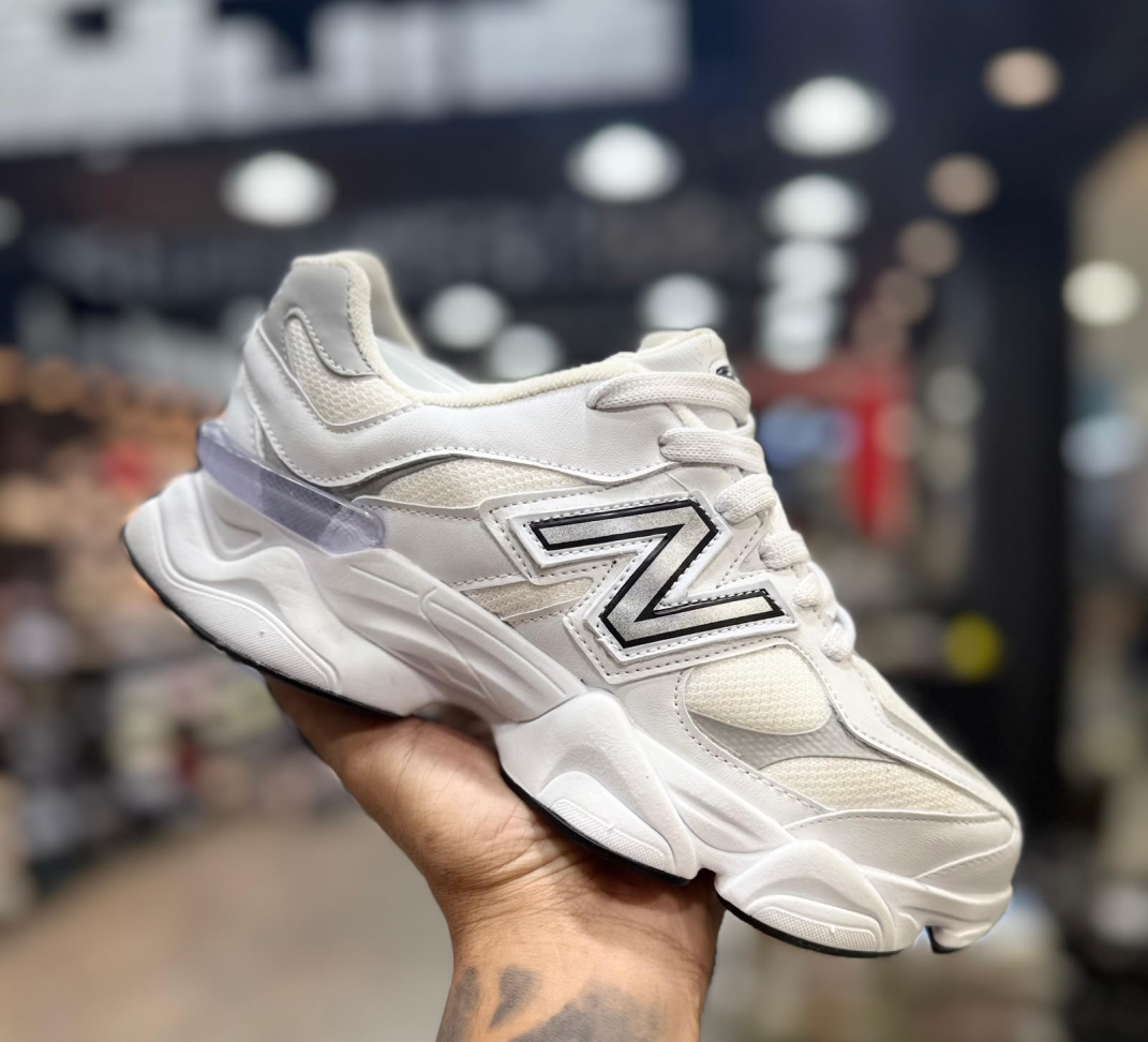 NEW BALANCE 9060