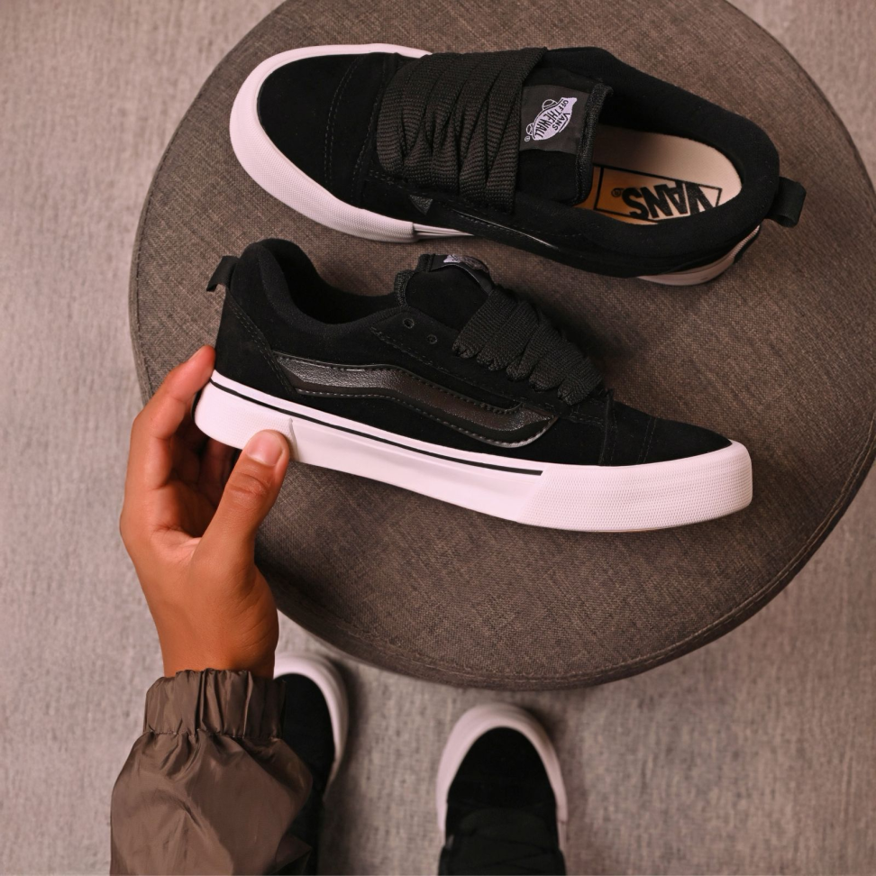 VANS KNU ALLBLACK