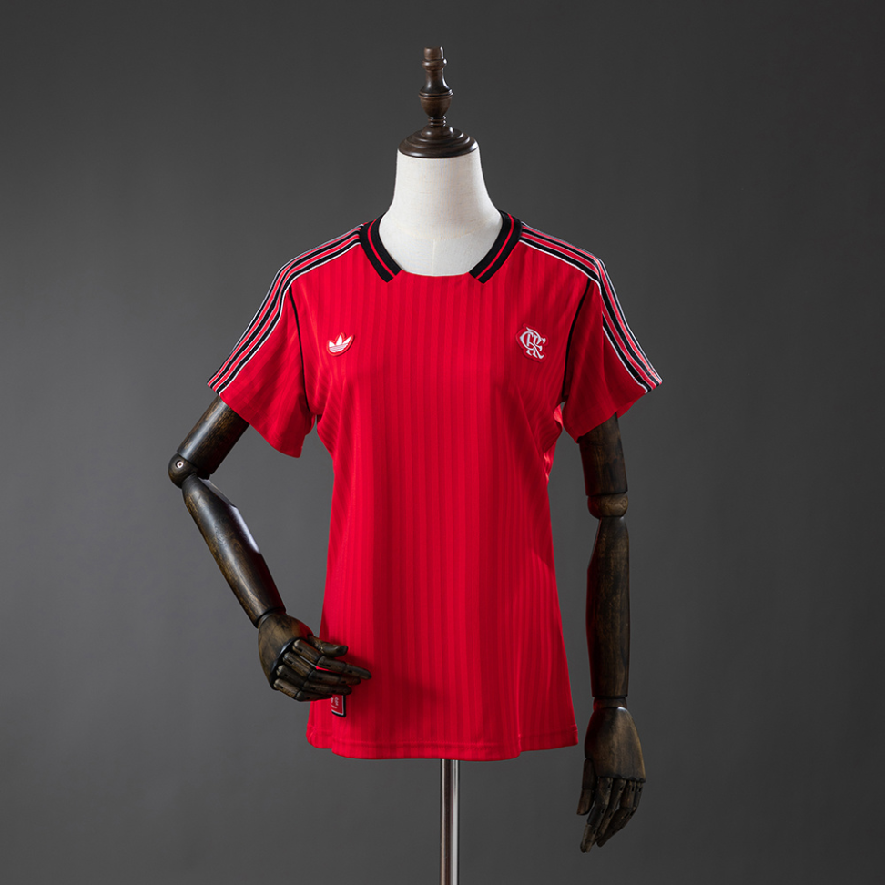 Camisa feminina do Flamengo temporada 2026/27