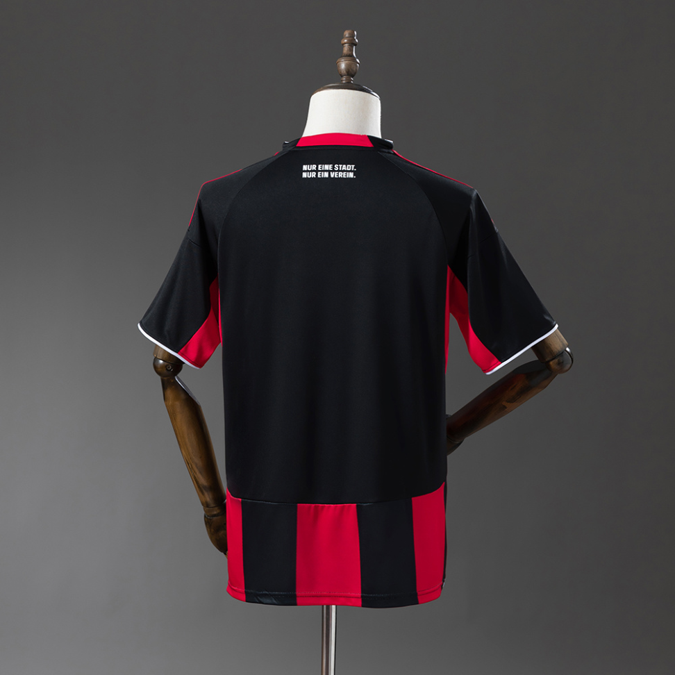 Camisa do Frankfurt temporada 2025/26
