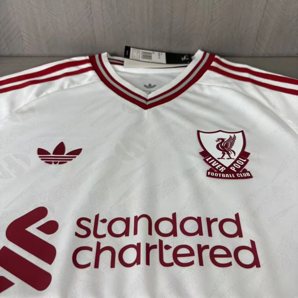 Camisa Player do Liverpool 2026/27 - #4