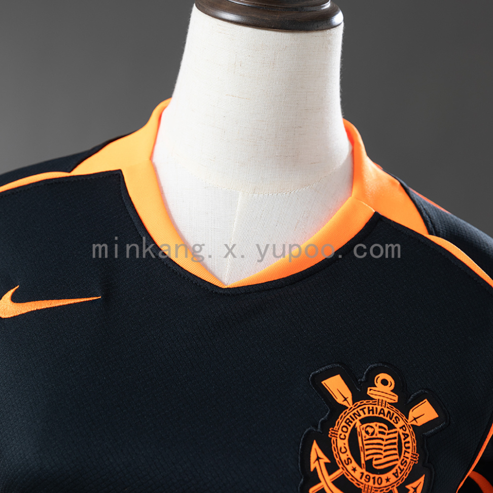 Camisa feminina do Corinthians temporada 2025/26