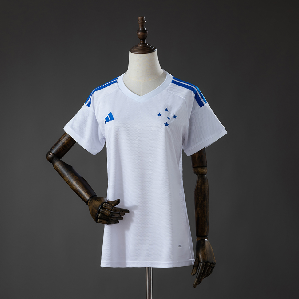 Camisa feminina do Cruzeiro temporada 2026/27