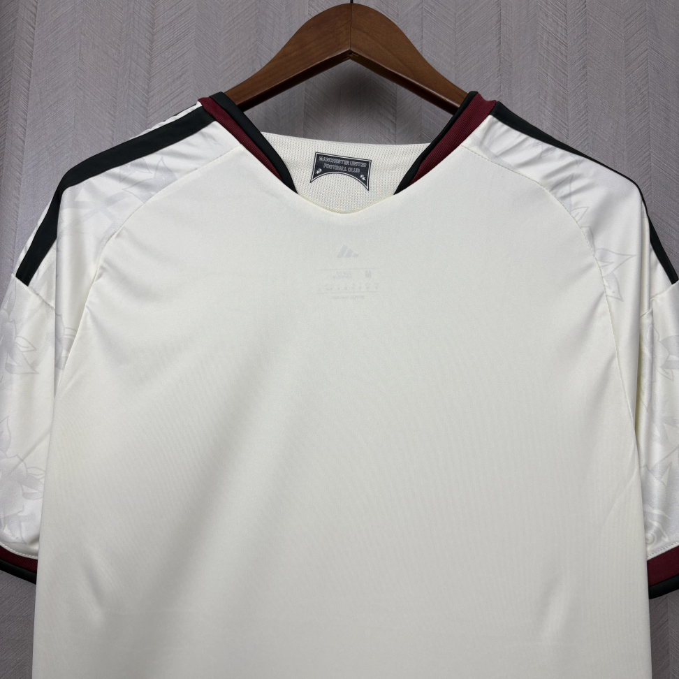 Camisa do Manchester United temporada 2026/27