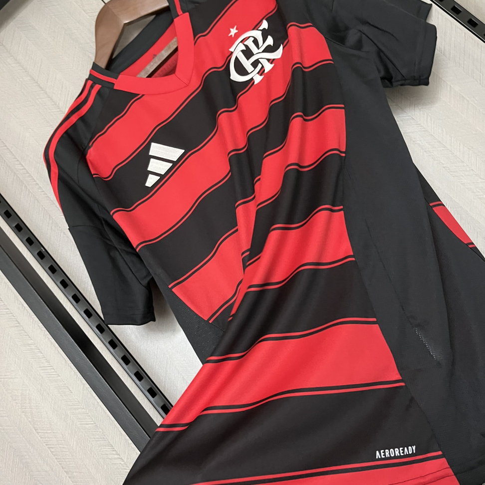 Camisa do Flamengo temporada 2025/26 - #8
