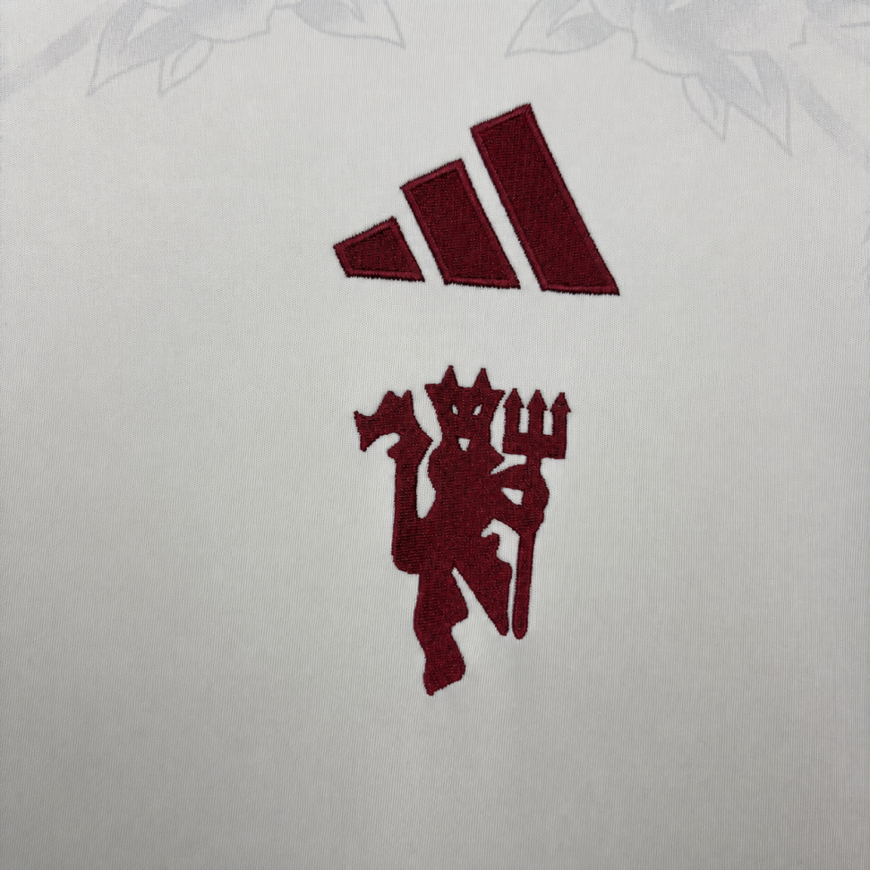 Camisa do Manchester United temporada 2026/27 - #6