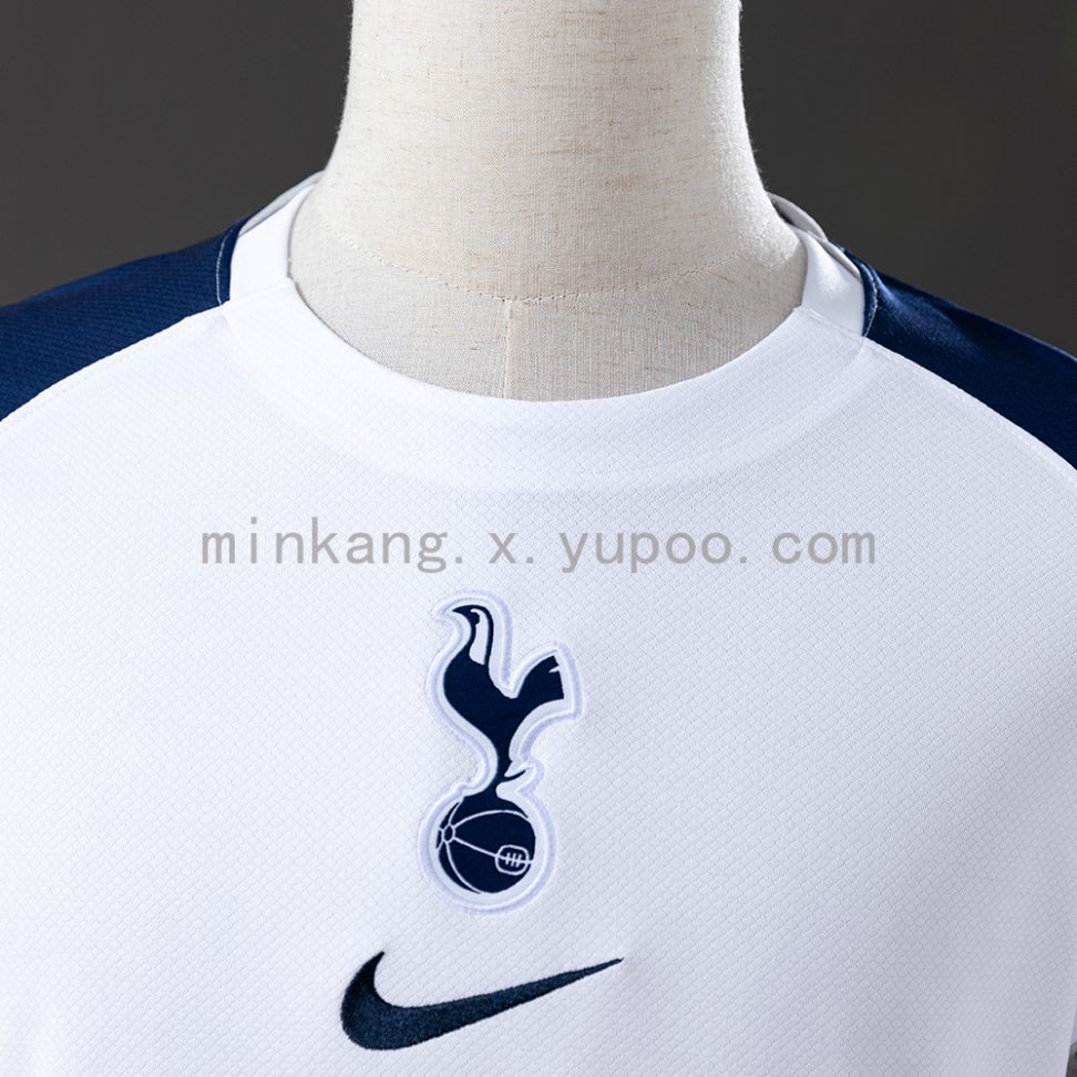 Camisa do Tottenham 2025/26 - #3