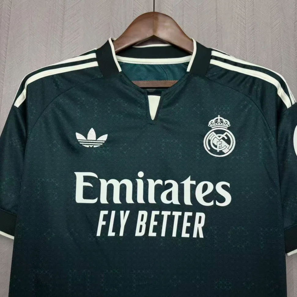 Camisa do Real Madrid temporada 2026/27 - #8