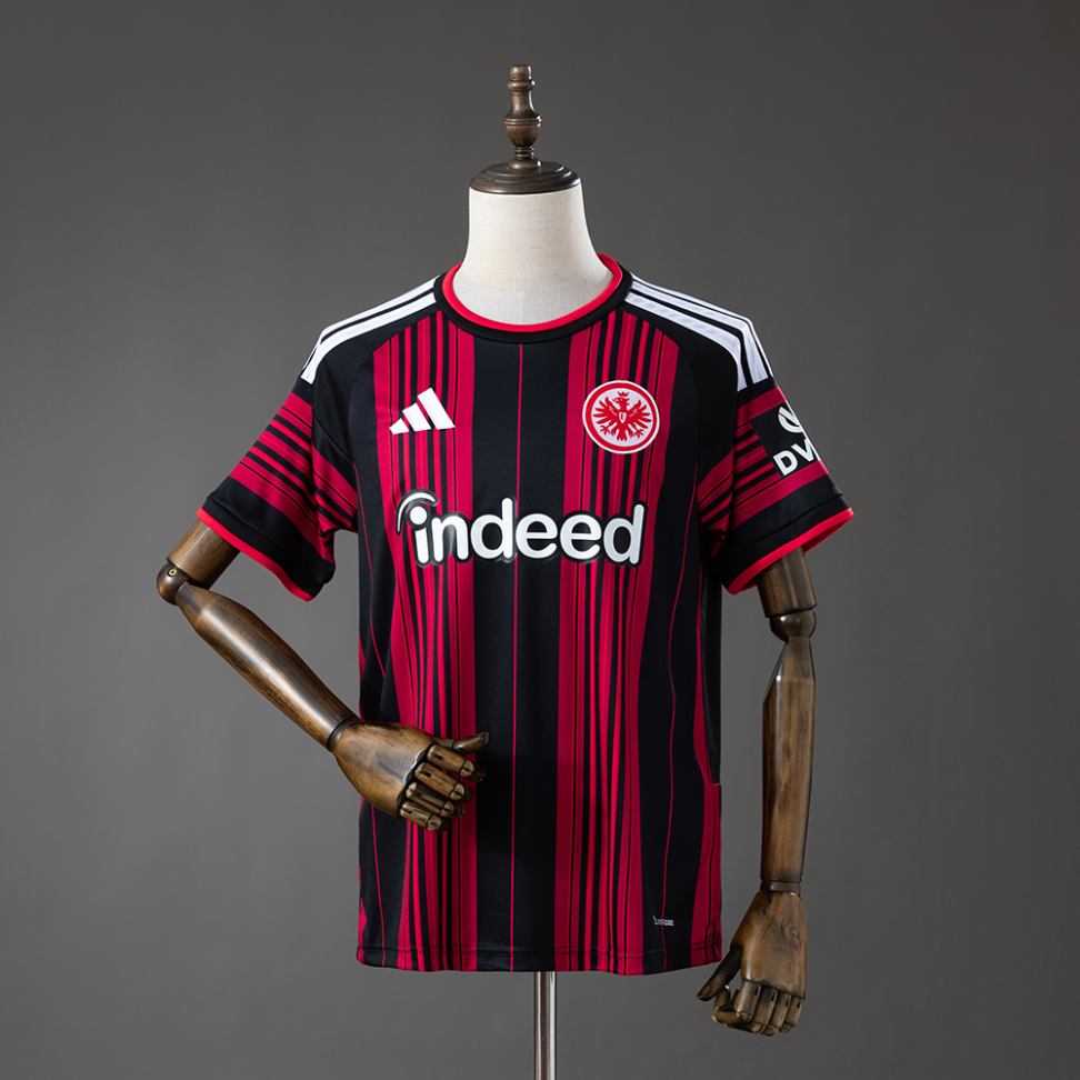 Camisa do Frankfurt temporada 2026/27