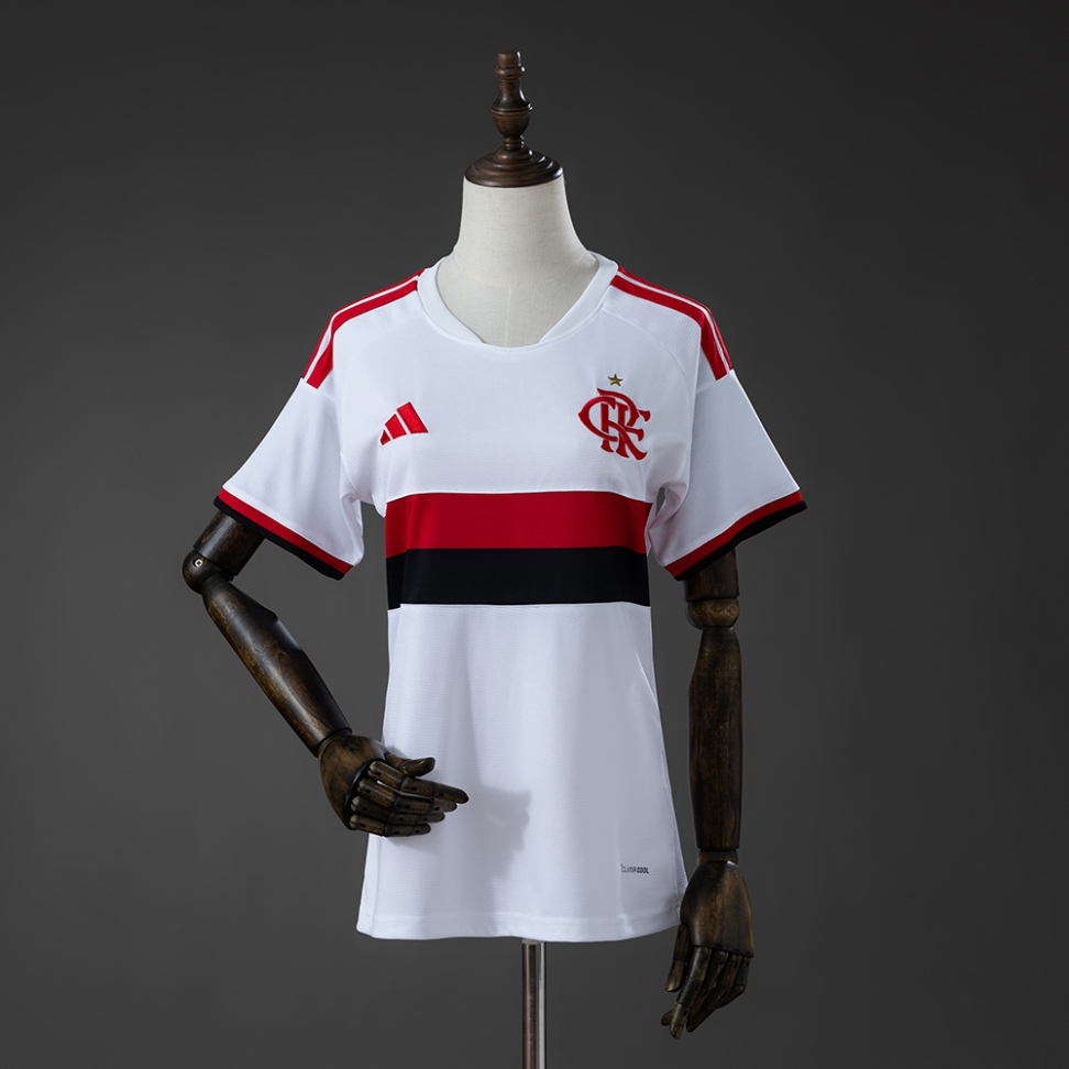 Camisa feminina do Flamengo temporada 2026/27