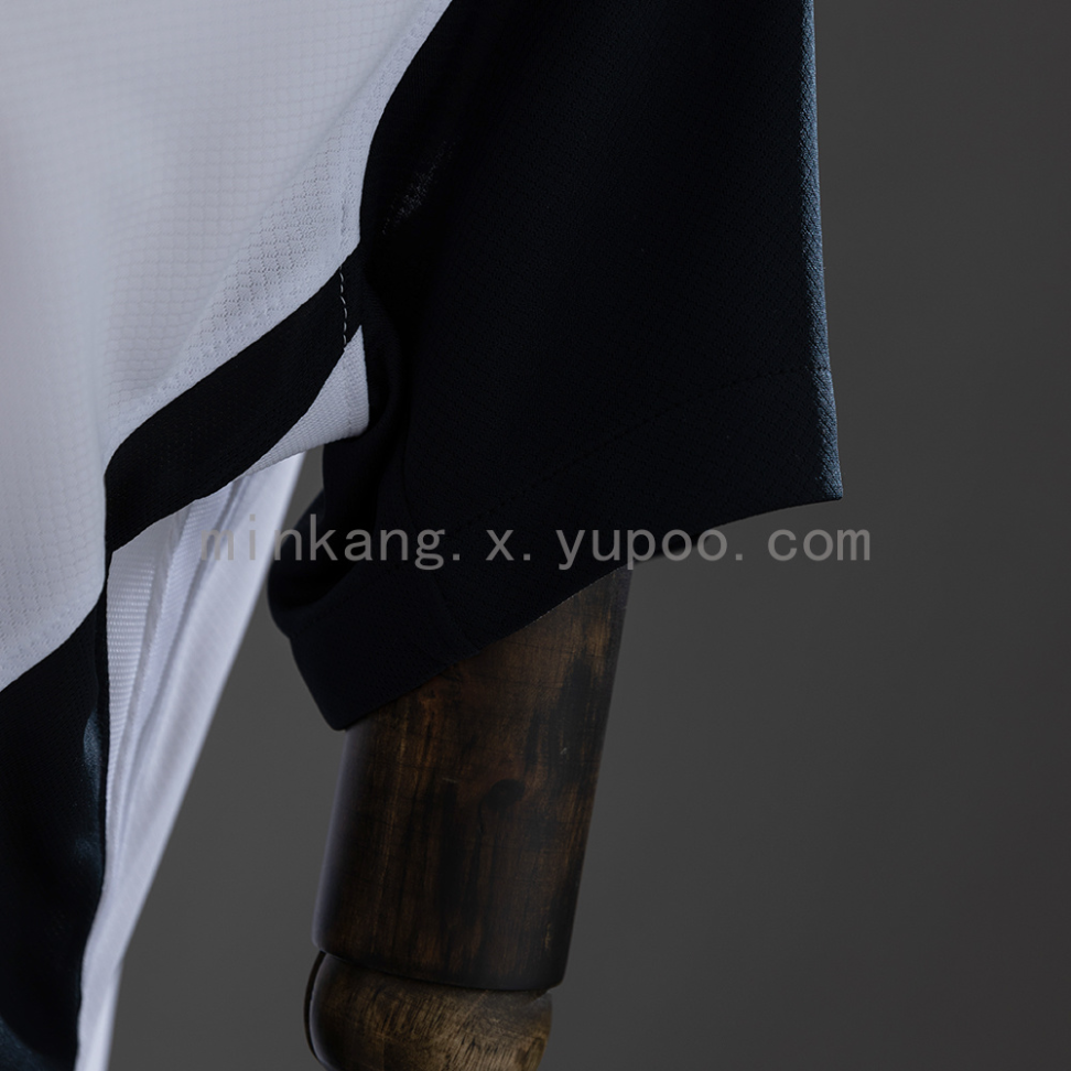 Camisa feminina do Corinthians temporada 2025/26 - #4