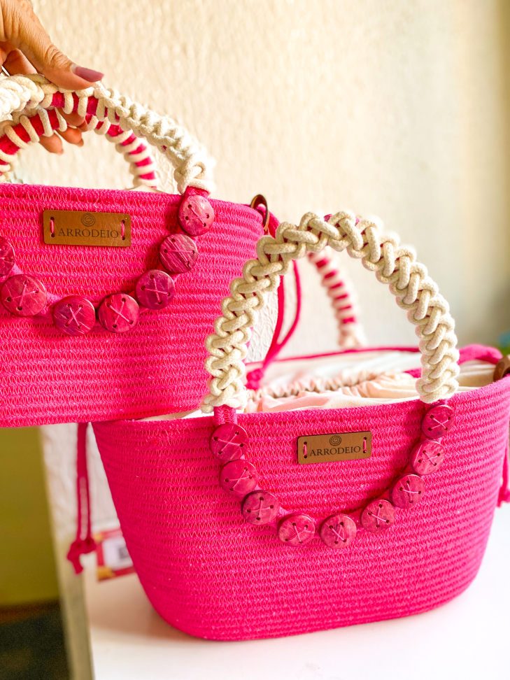 Pink média