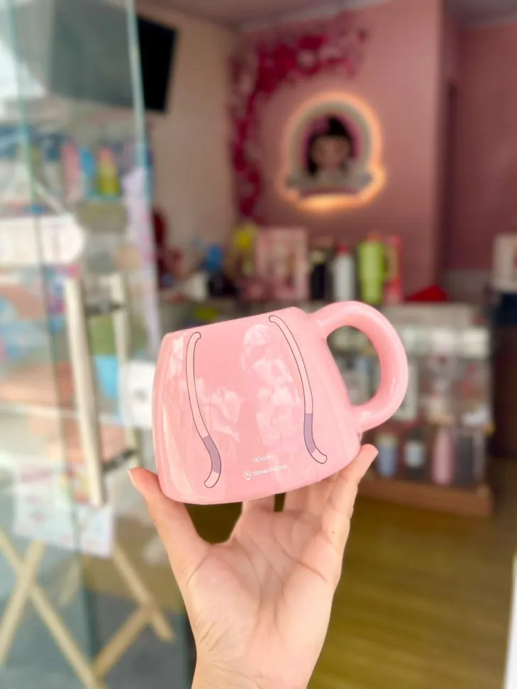 Caneca Angel Stitch Bocão 3D