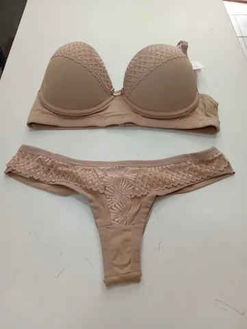 CONJUNTO DE LINGERIE