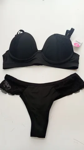 CONJUNTO DE LINGERIE