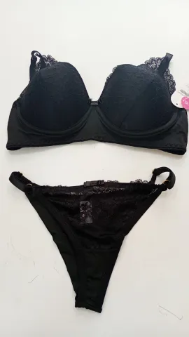 CONJUNTO DE LINGERIE