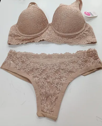 CONJUNTO DE LINGERIE