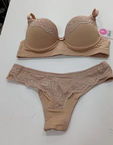 CONJUNTO DE LINGERIE