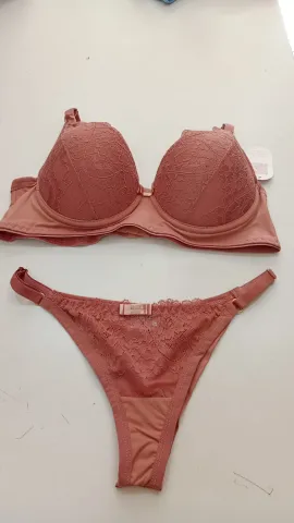 CONJUNTO DE LINGERIE