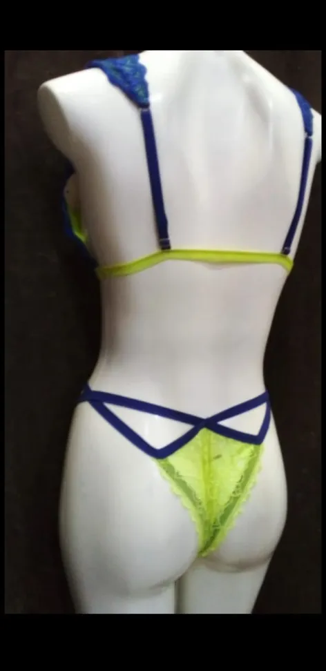 CONJUNTO SEM BOJO EM RENDA