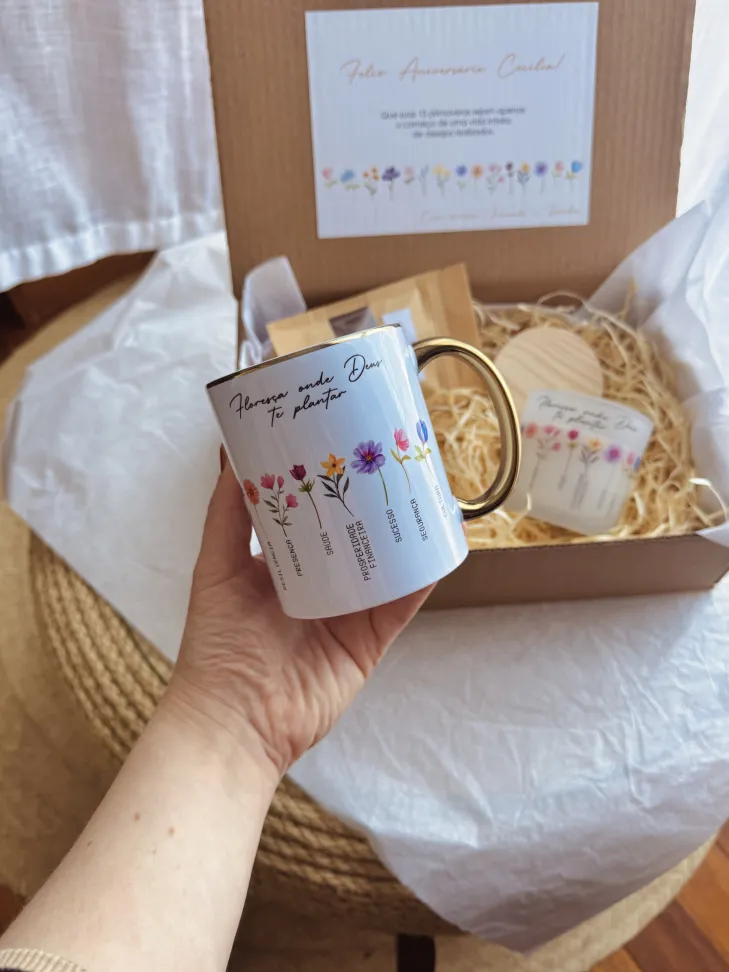 CAIXA PRESENTE - Vela 150g Estampada, Caneca Gold, Sachê de Café | PERSONALIZADO - #5